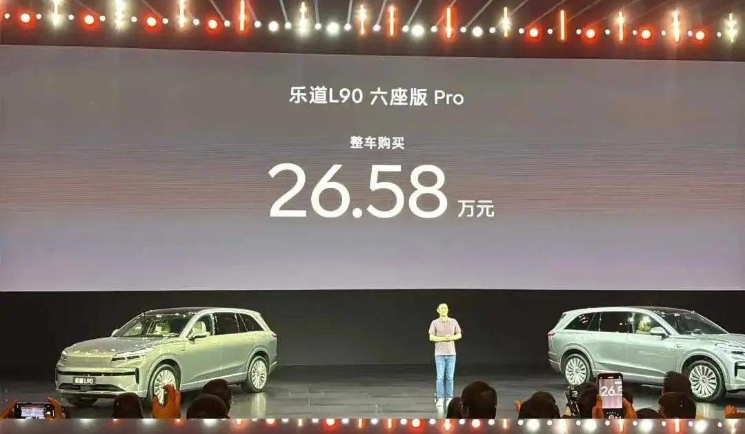 卖爆！蔚来“疯狂”招工：办公室挤不下，去食堂面试，月薪可达8K以上；上周交付超1万辆，高管：产能还在上量